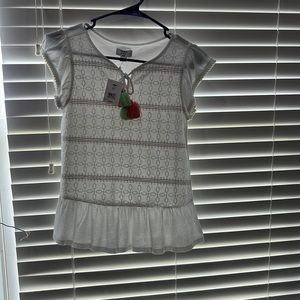 Brand new crown and ivy yourh medium shirt